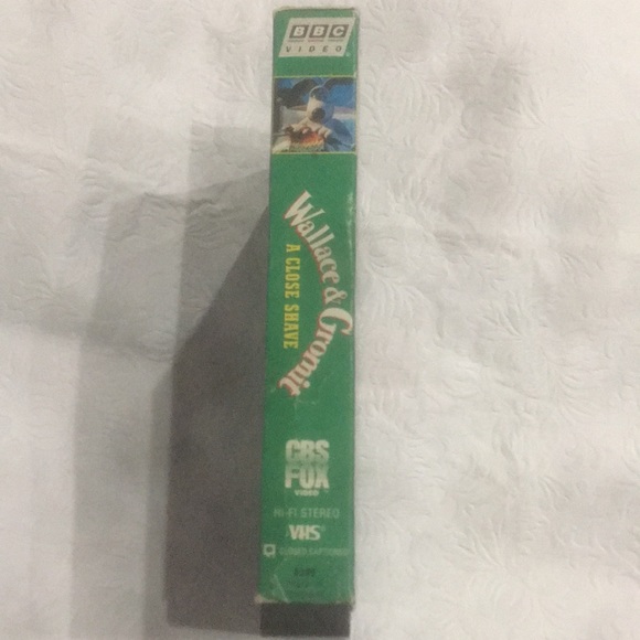 VTG. 1995 VHS#8399 video Tape. WALKACE & GROMIT. A CLOSE SHAVE. - Picture 5 of 8